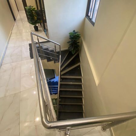 Hotel Ashyana - Near To Grant Road Station Mumbai Exteriör bild