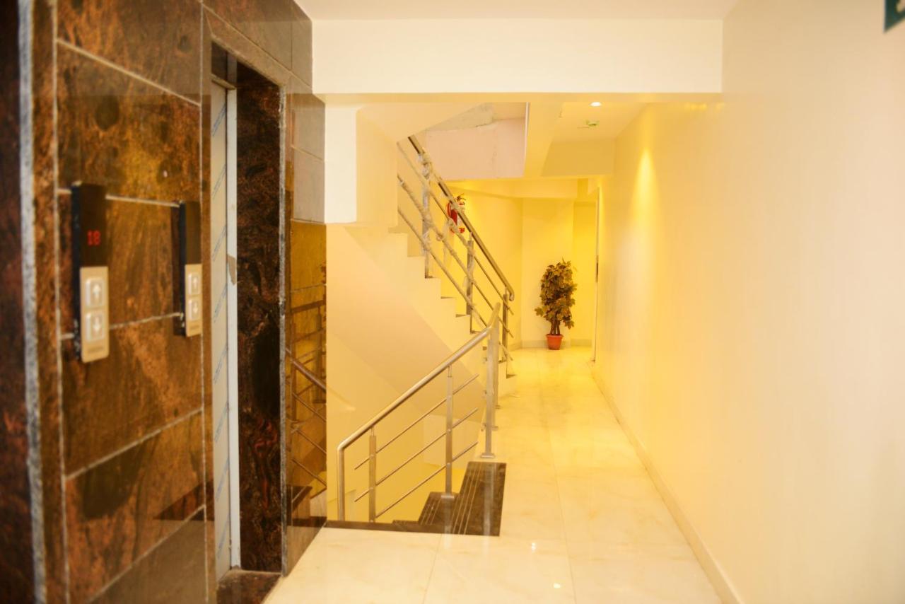 Hotel Ashyana - Near To Grant Road Station Mumbai Exteriör bild