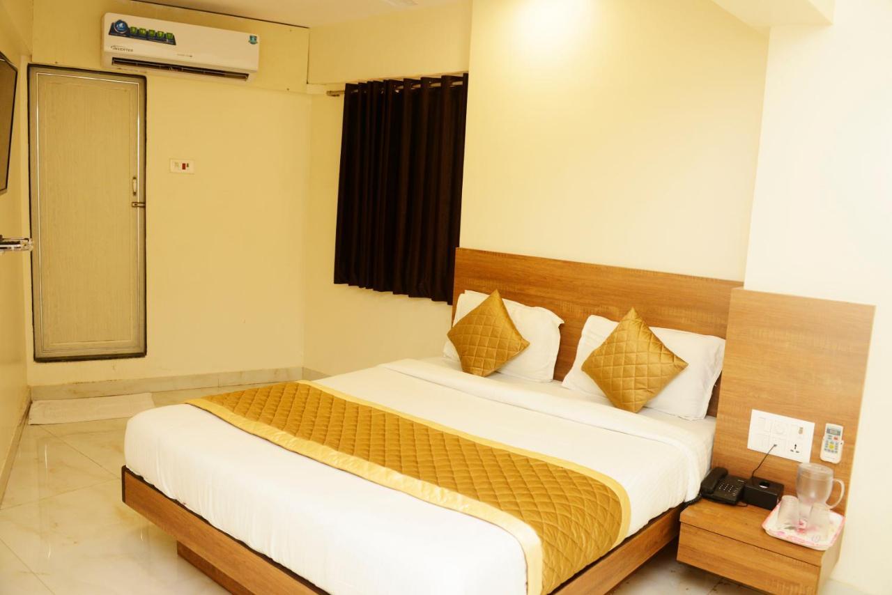 Hotel Ashyana - Near To Grant Road Station Mumbai Exteriör bild