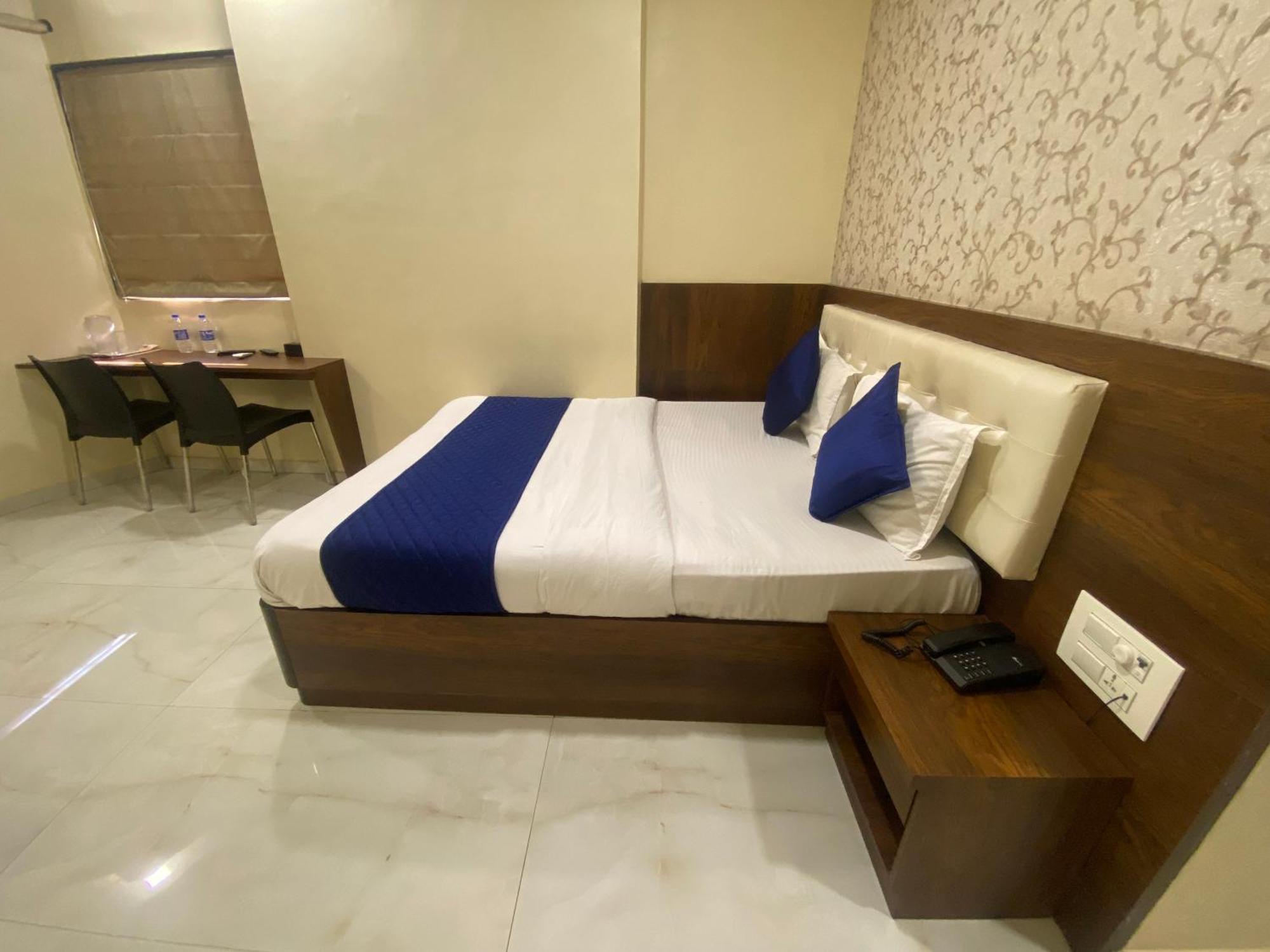 Hotel Ashyana - Near To Grant Road Station Mumbai Exteriör bild